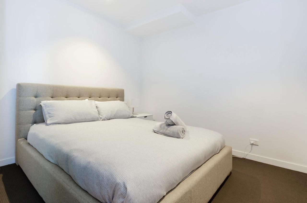 2Br Cbd Pad, City Views, Free Parking, Pool, Gym Melbourne Luaran gambar