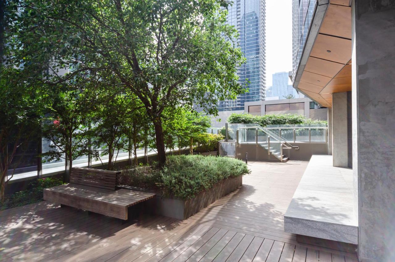 2Br Cbd Pad, City Views, Free Parking, Pool, Gym Melbourne Luaran gambar