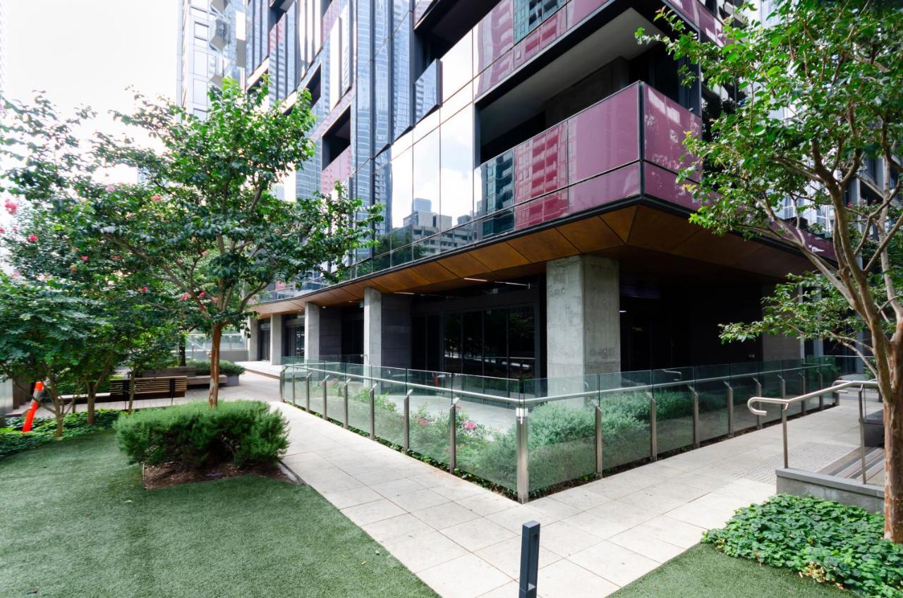 2Br Cbd Pad, City Views, Free Parking, Pool, Gym Melbourne Luaran gambar
